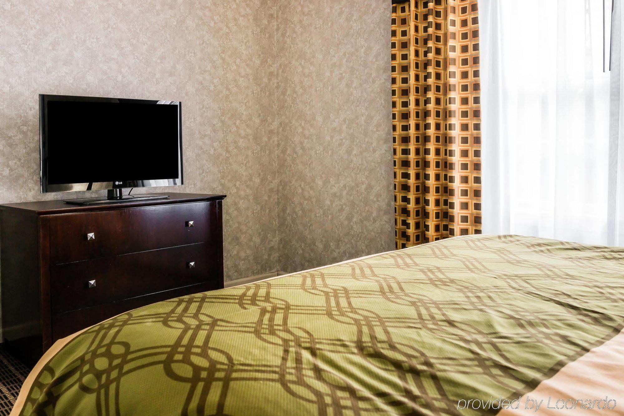 Econo Lodge & Suites Cascade Exterior foto